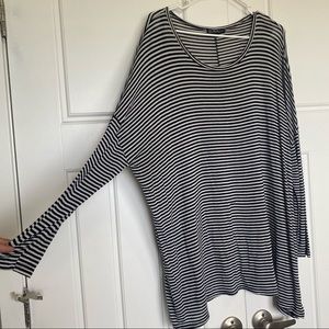 Striped, Oversized long sleeve.
